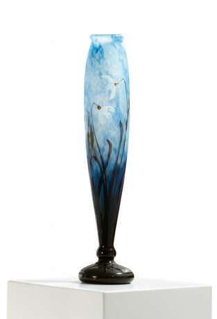 GLASS VASE WITH SNOW DROPS - фото 1