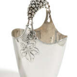 SILVER WINE COOLER WITH GRAPE DECOR - Foto 1