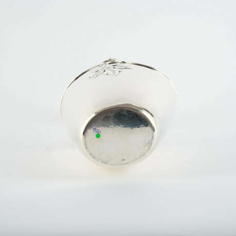 SILVER WINE COOLER WITH GRAPE DECOR - Foto 4 SILVER WINE COOLER WITH GRAPE DECOR - Foto 4