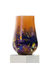 GLASS VASE 'NEW-RED CYTISUS'