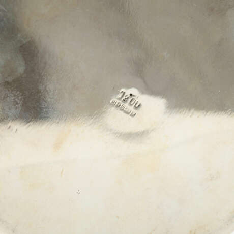 SMALL LIDDED METAL AND GLASS CAVIAR BOWL - photo 5 SMALL LIDDED METAL AND GLASS CAVIAR BOWL - photo 5