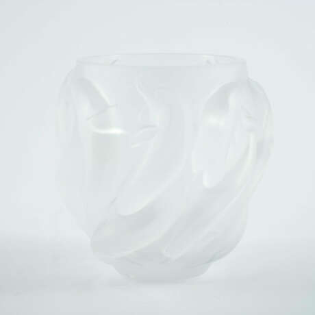 GLASS VASE 'DAUPHINS' - photo 2 GLASS VASE 'DAUPHINS' - photo 2