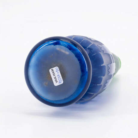 GLASS SOLIFLOR VASE WITH DECOR "CHICORÉES" - photo 6 GLASS SOLIFLOR VASE WITH DECOR "CHICORÉES" - photo 6