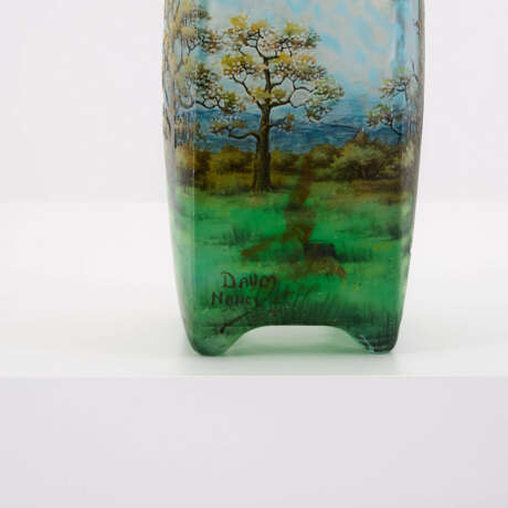 SMALL GLASS VASE WITH PINE TREES - photo 5