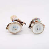 PORCELAIN FIGURINE OF MALABAR MAN AND WOMAN - фото 3