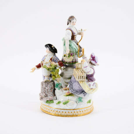 PORCELAIN ENSEMBLE OF GARDENERS - фото 1