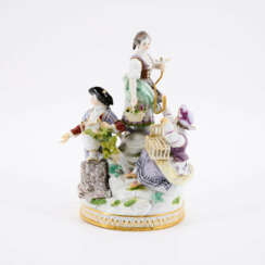 PORCELAIN ENSEMBLE OF GARDENERS