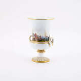 SMALL PORCELAIN CRATER VASE WITH RIVER BANK LANDSCAPE - Foto 2