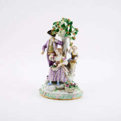 PORCELAIN ENSEMBLE OF GARDENERS AT THE APPLE TREE