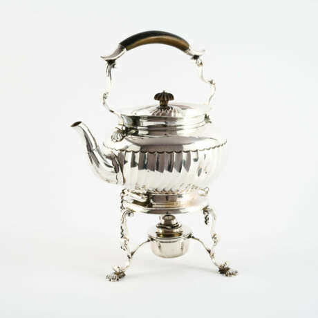 SILVER KETTLE ON WARMER - фото 1 SILVER KETTLE ON WARMER - фото 1