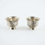 PAIR OF SILVER TASCHARKI WITH LEAVES AND SHELLS DECOR - фото 3