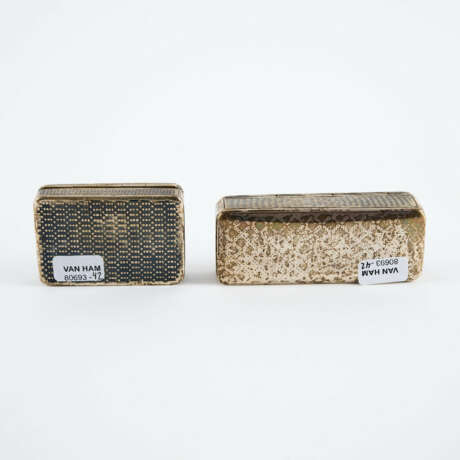 TWO SMALL SILVER BOXES WITH NIELLO DECOR - photo 8 TWO SMALL SILVER BOXES WITH NIELLO DECOR - photo 8