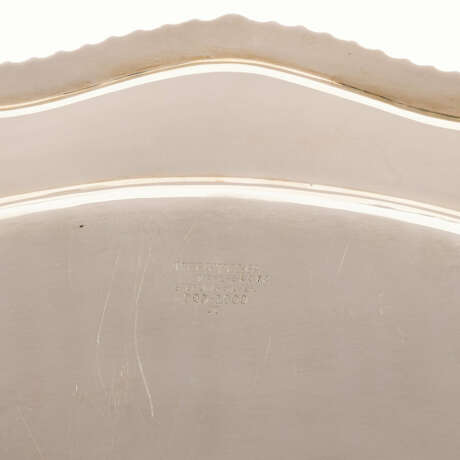 LARGE OVAL SILVER SERVING PLATTER WITH SHELL DECORATIONS - фото 3 LARGE OVAL SILVER SERVING PLATTER WITH SHELL DECORATIONS - фото 3