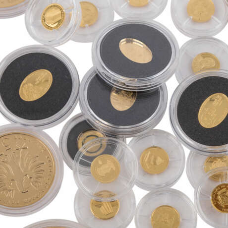 Konvolut Kleinste Goldmünzen der Welt - photo 3