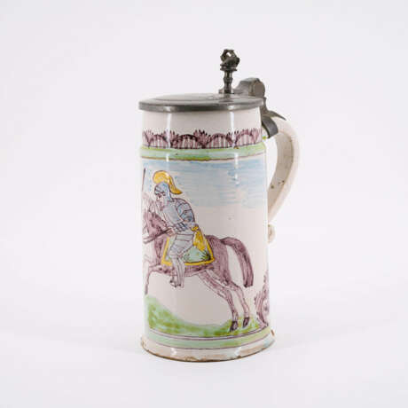 CERAMIC DRUM JUG WITH RIDER - фото 1
