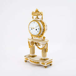 BRONZE PORTAL PENDULUM CLOCK VASE FINIAL