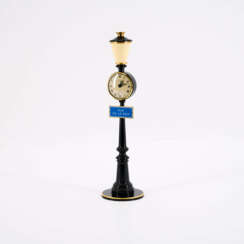 SMALL MIXED MEDIA WATCH "RUE DE LA PAIX"