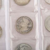 Interessante Mischung Münzen und Medaillen im Album - mit - photo 2