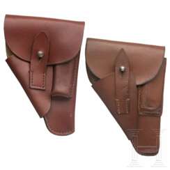 Zwei Holster für Taschenpistolen