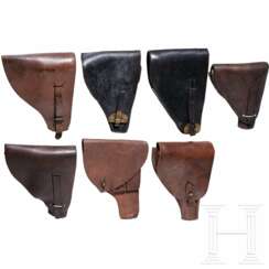 Sieben Pistolentaschen