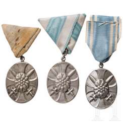 Drei Medaillen des K. B. Infanterie-Leib-Regiments zur Verteidigung Tirols, datiert 1915