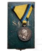 Produktkatalog. Silberne Carola-Medaille im Etui