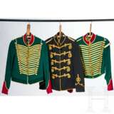 Drei Uniformröcke aus Film- oder Theaterproduktionen - Foto 1