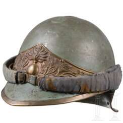 Bei der Infanterie weiterverwendeter Dragonerhelm, um 1915