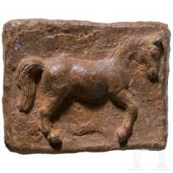 Votivtafel aus Blei mit Abbildung eines Pferdes, römisch, 2. - 3. Jhdt.
