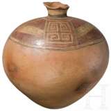 Große präkolumbische Vase mit geometrischem Dekor, 800 - 1200 n. Chr . - Foto 1