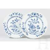 Zwei blau-weiße Teller des Nanking-Cargo-Schiffbruchs, Qing-Dynastie, 18. Jhdt. - photo 1