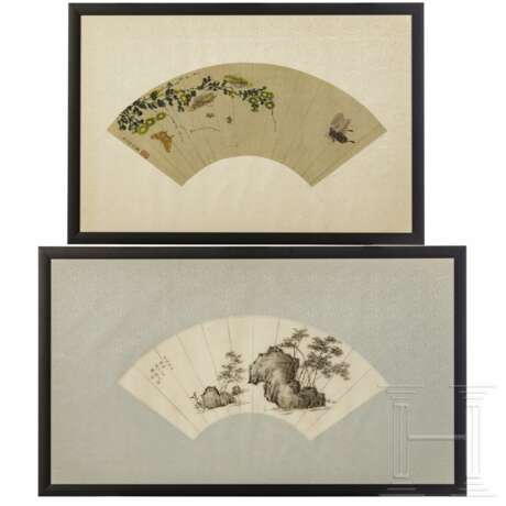 Zwei gerahmte Fächer, China, wohl späte Qing-Dynastie (frühes 20. Jhdt.) - photo 1 Zwei gerahmte Fächer, China, wohl späte Qing-Dynastie (frühes 20. Jhdt.) - photo 1