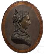 Скульптуры. Bronzene Relieftafel mit Porträt der Königin Victoria, wohl England, 19. Jhdt.