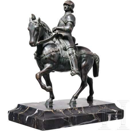 Bronzefigur des Condottiere Bartolomeo Colleoni, wohl deutsch oder Italien, um 1900 - photo 1 Bronzefigur des Condottiere Bartolomeo Colleoni, wohl deutsch oder Italien, um 1900 - photo 1