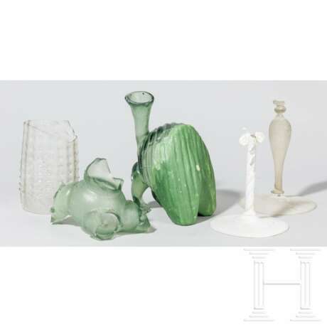 Fünf Glasfragmente, deutsch oder Niederlande, 17./18. Jhdt. - photo 1