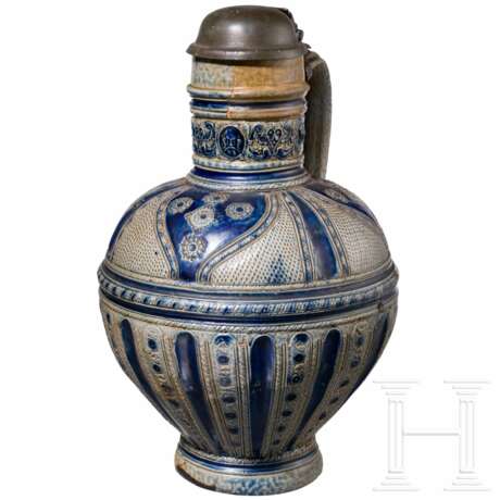 Kugelbauchkrug, Westerwald, Anfang 17. Jhdt. - Foto 1 Kugelbauchkrug, Westerwald, Anfang 17. Jhdt. - Foto 1