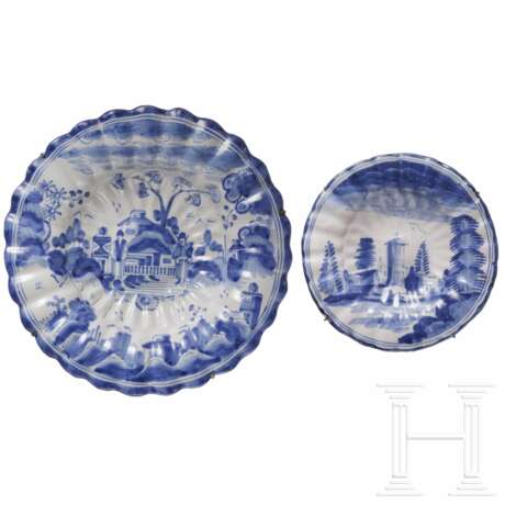 Zwei Fayence-Fächerplatten, Frankfurt/Hanau, um 1700 - Foto 1 Zwei Fayence-Fächerplatten, Frankfurt/Hanau, um 1700 - Foto 1