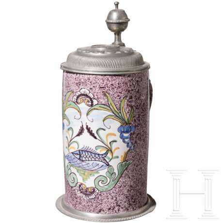 Walzenkrug mit Fisch, Ansbach, um 1790 - фото 1 Walzenkrug mit Fisch, Ansbach, um 1790 - фото 1