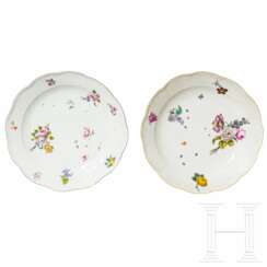 Zwei große Meissen-Platten mit Blumenmalerei, 1770-80
