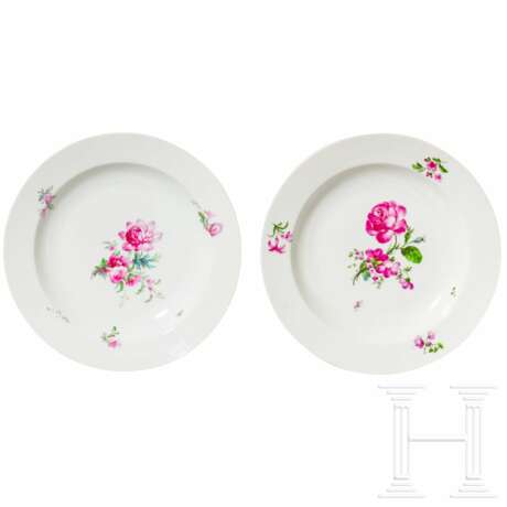 Zwei Porzellanteller, Berlin, KPM, um 1790 - photo 1