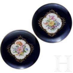 Zwei kobaltblaue Teller, Meissen, 1860 - 1924