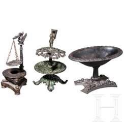Drei Schreibtischaufsätze, wohl Berliner Eisen, Preußen, 19. Jhdt.