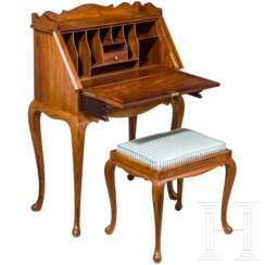 Kleiner Sekretär mit Hocker, M. Hayat & Bros., Pakistan, 20. Jhdt.