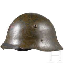 A steel helmet M 36