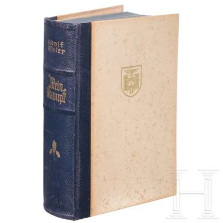 A wedding edition of "Mein Kampf" from the City of Munich - photo 1 A wedding edition of "Mein Kampf" from the City of Munich - photo 1