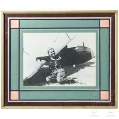 Framed photo of Anni Horny