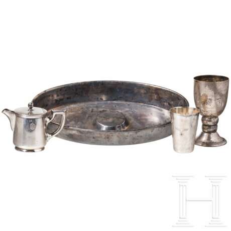 A serving bowl and a jug from the Volkshotel Platterhof, Obersalzberg - фото 1 A serving bowl and a jug from the Volkshotel Platterhof, Obersalzberg - фото 1