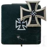 A cased Iron Cross 1st class 1939, made by Klein & Quenzer in Idar Oberstein - photo 1