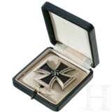 A cased Iron Cross 1st class 1939, made by Klein & Quenzer in Idar Oberstein - photo 3