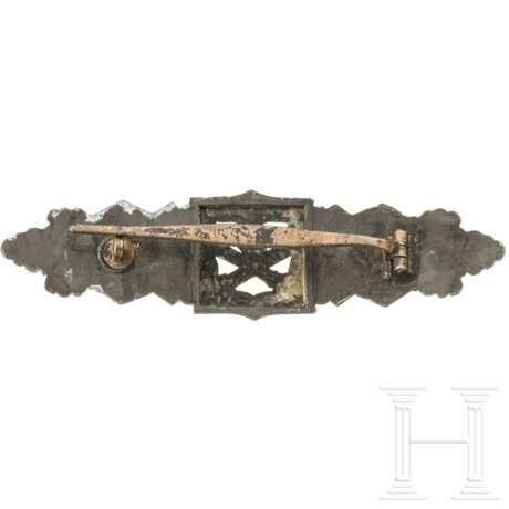 A Close Combat Clasp in Silver, manufacturer F&B L - photo 2 A Close Combat Clasp in Silver, manufacturer F&B L - photo 2